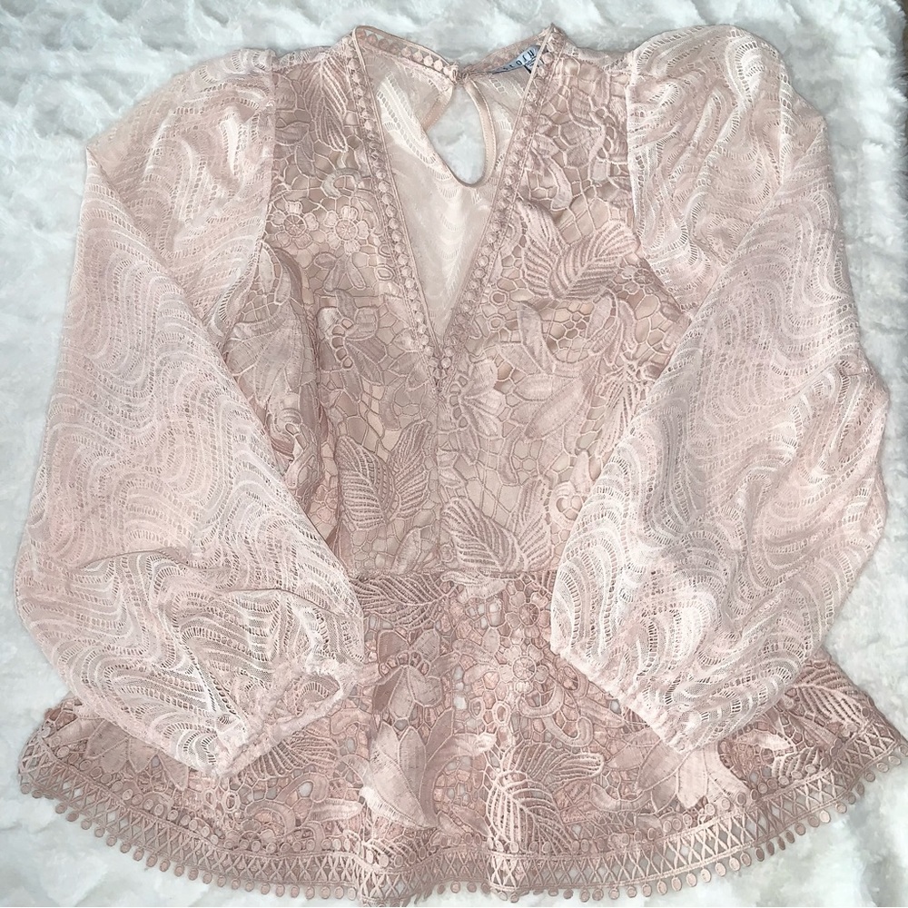 story on blouse